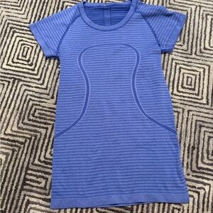 lululemon athletica Blue Short Sleeve Tee